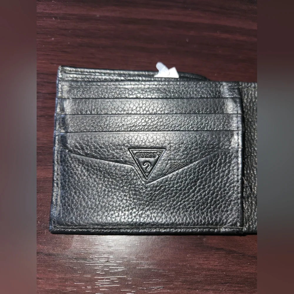 GUESS Men's Monterrey Billfold Wallet